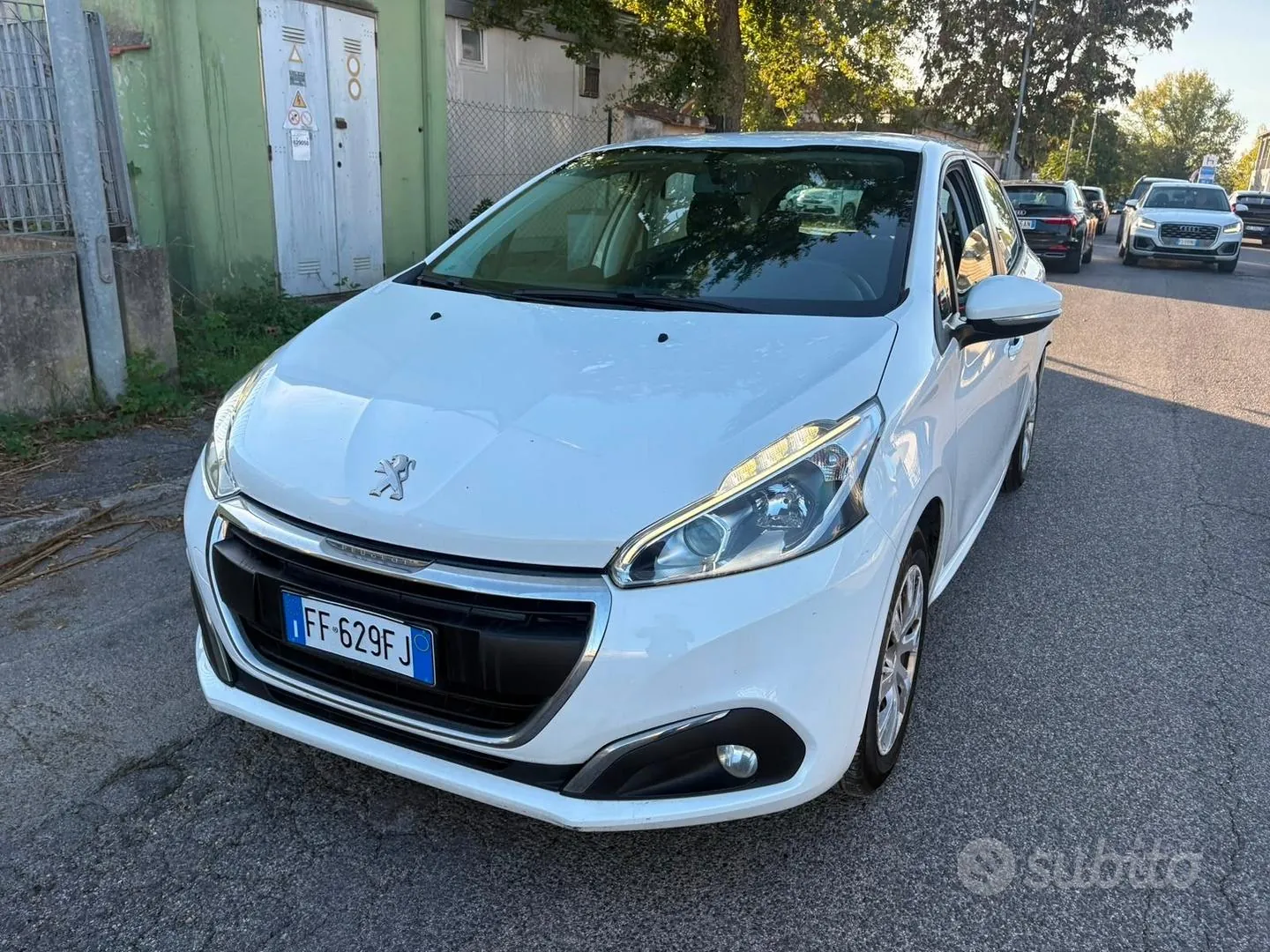 Peugeot 208 2017 photo 2