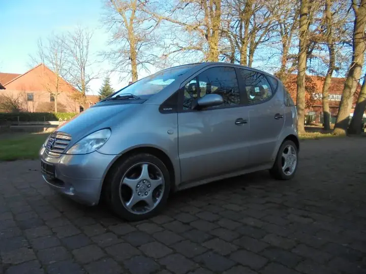 Mercedes-Benz A-Klasse A160