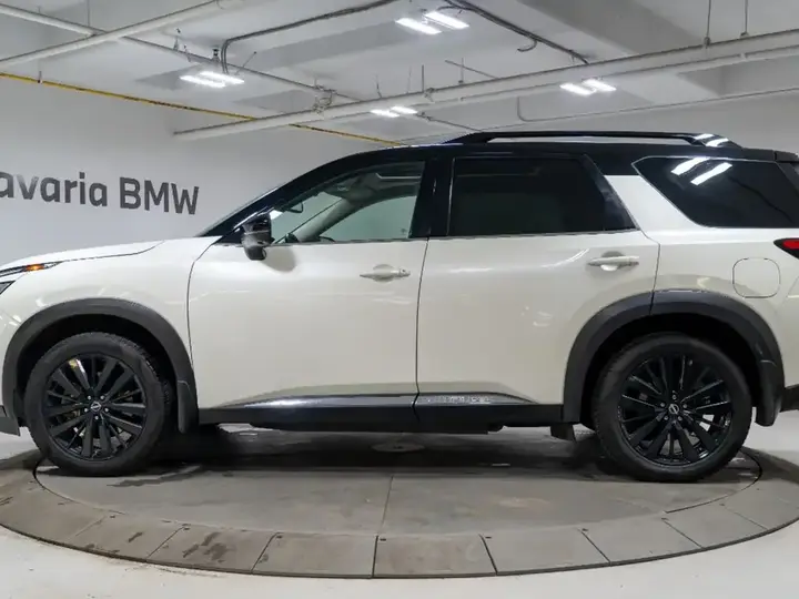 Nissan Pathfinder 2022 photo 2