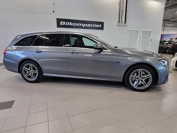 Mercedes-Benz E300 2021 photo 2