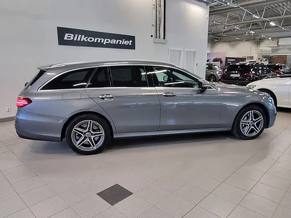 Mercedes-Benz E300 2021 photo 3