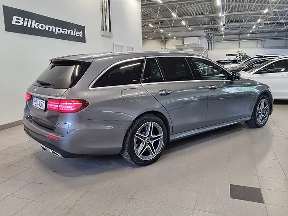 Mercedes-Benz E300 2021 photo 4