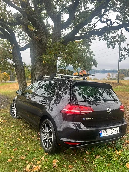 Volkswagen E-Golf 2017 photo 5