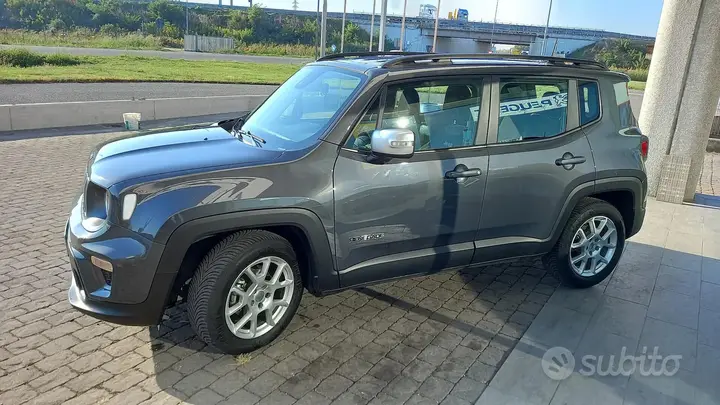 Jeep Renegade 2022 photo 3