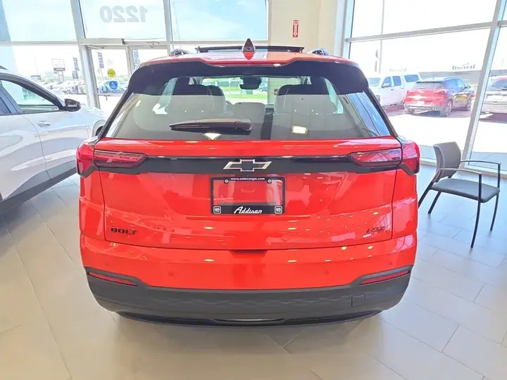 Chevrolet Bolt 2027 photo 5