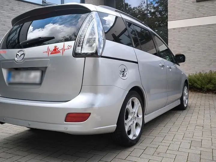 Mazda 5