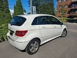 Mercedes-Benz B200