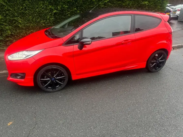 Ford Fiesta 2015 photo 5