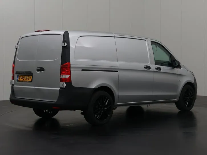 Mercedes-Benz Vito 2022 photo 2