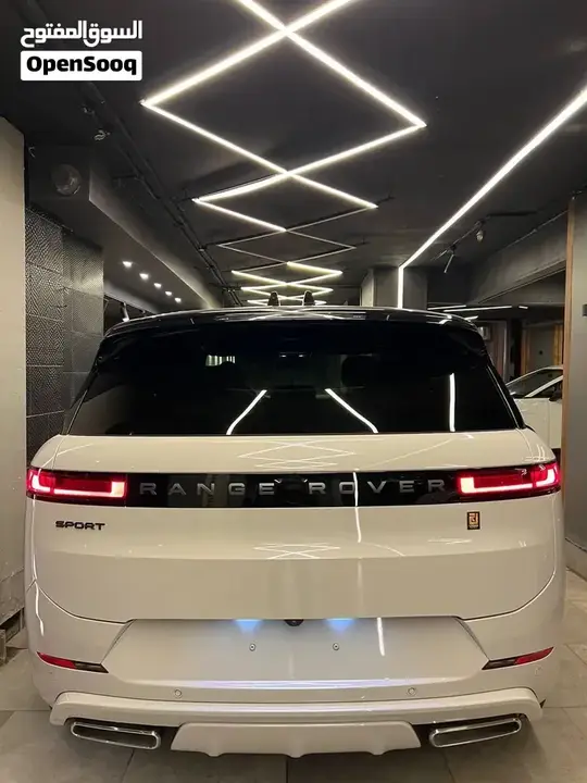 Land Rover Range Rover Sport 2026 photo 4