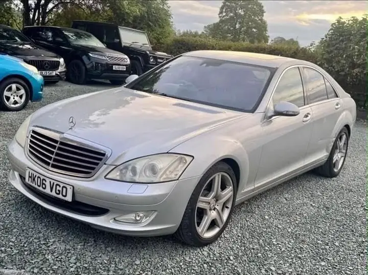Mercedes-Benz S-Class 2006 photo 2