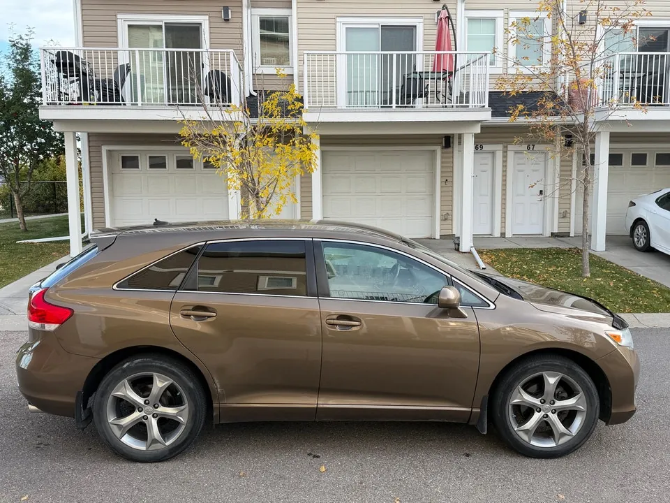 Toyota Venza 2011 photo 4