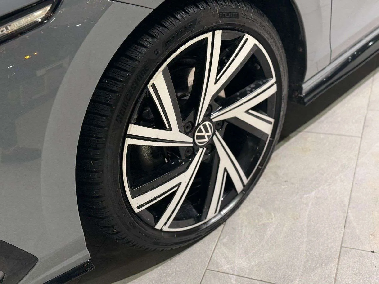 Volkswagen Golf Viii 2024 photo 2