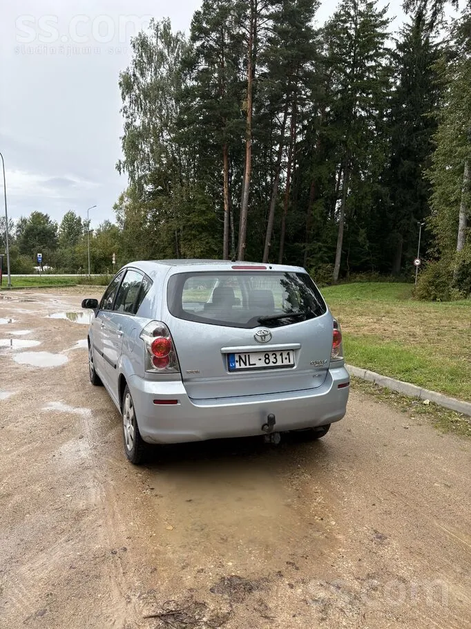 Toyota Corolla Verso 2006 photo 4