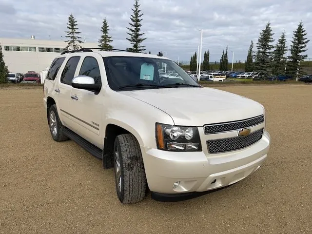 Chevrolet Tahoe 2013 photo 2
