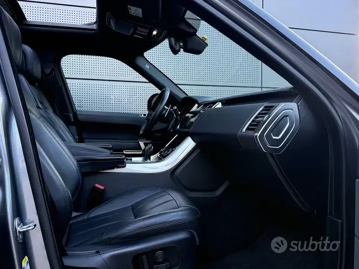 Land Rover Range Rover Sport 2020 photo 3
