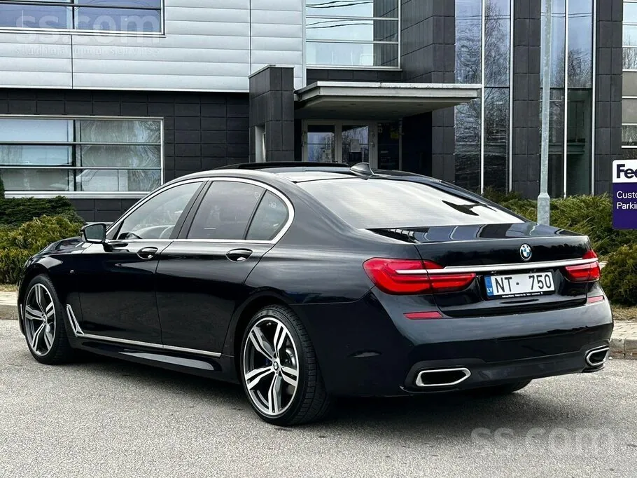 BMW 730 2015 photo 3