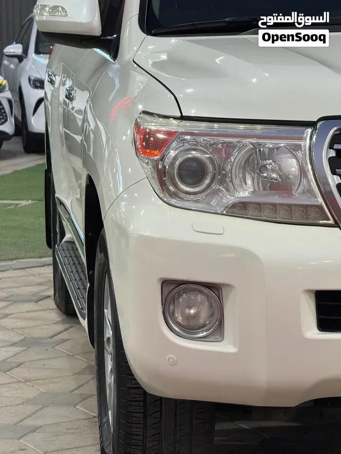 Toyota Land Cruiser 2010 photo 3