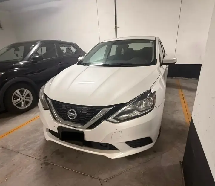 Nissan Sentra 2018 photo 2