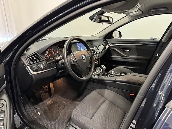 BMW 520I 2012 photo 4
