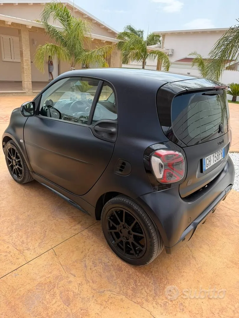 Smart Fortwo 2021 photo 4