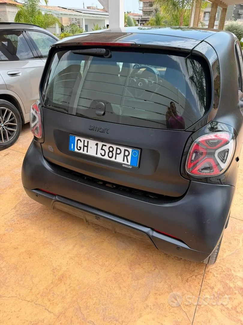 Smart Fortwo 2021 photo 3