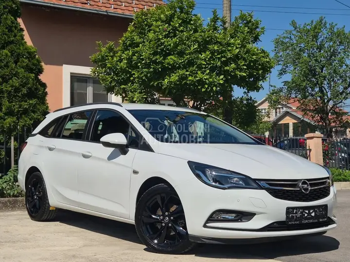 Opel Astra K 2016 photo 3