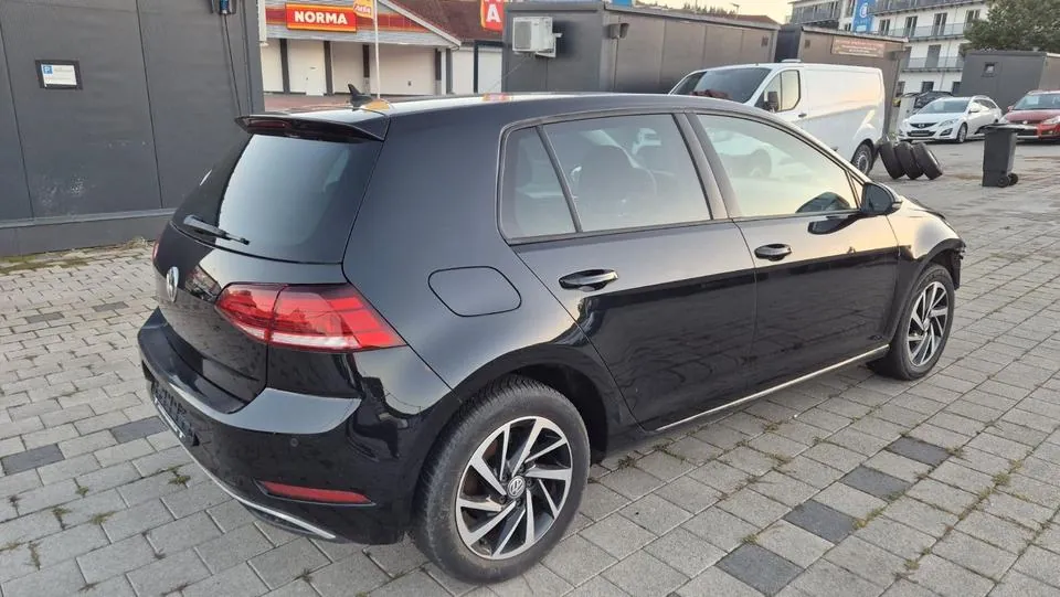 Volkswagen Golf Vii