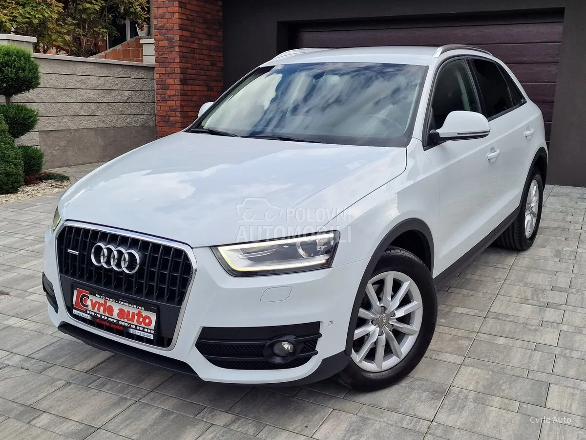 Audi Q3 2012 photo 3