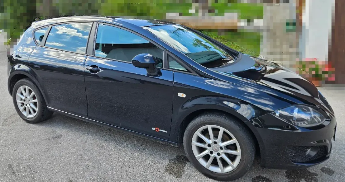 Seat Leon 2011 photo 3