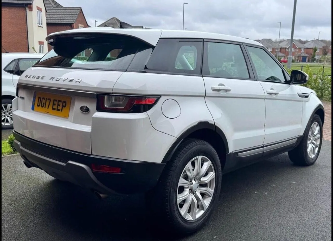 Land Rover Range Rover Evoque 2017 photo 2