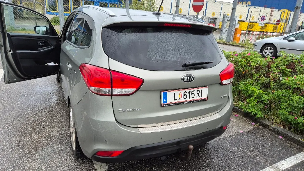 Kia Carens 2014 photo 3