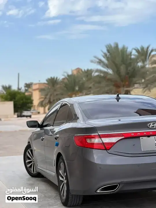 Hyundai Azera 2014 photo 3