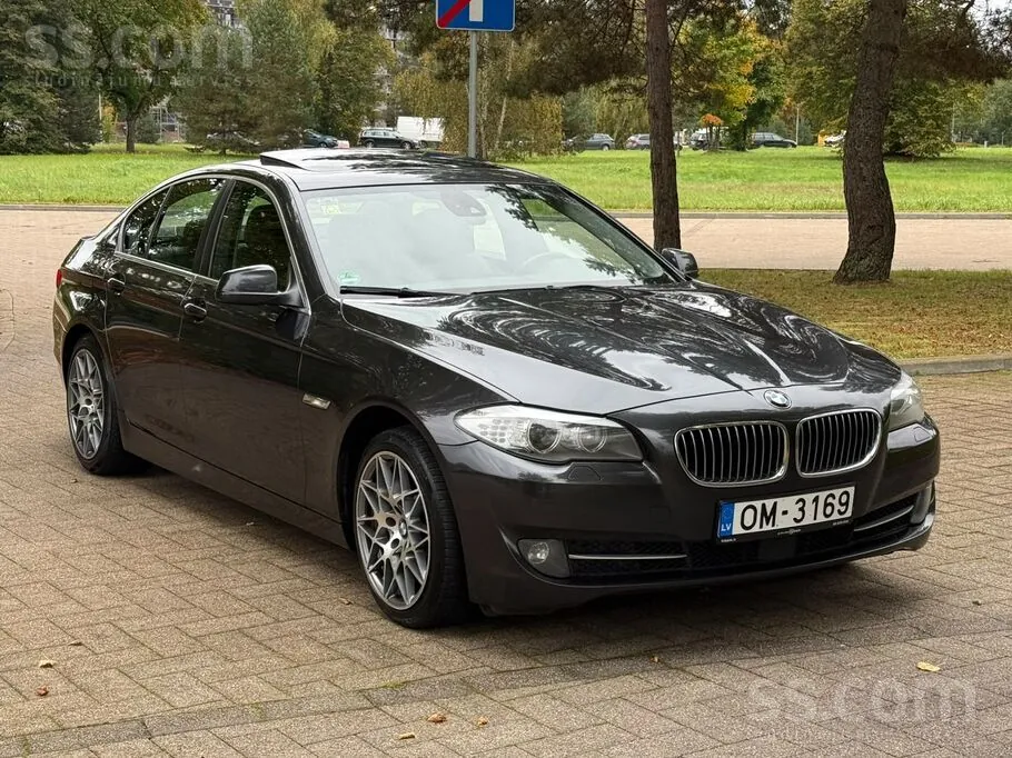 BMW 528