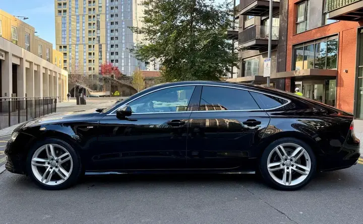 Audi A7 2011 photo 5