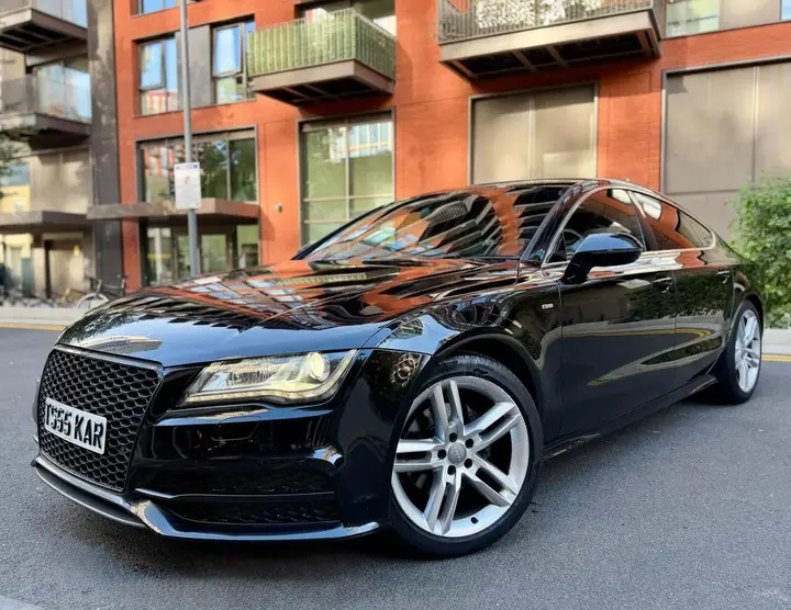 Audi A7 2011 photo 2