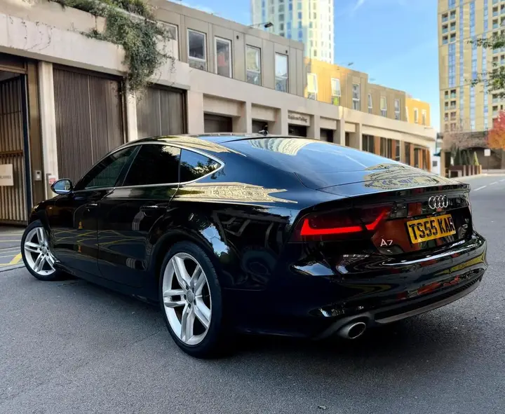 Audi A7 2011 photo 4