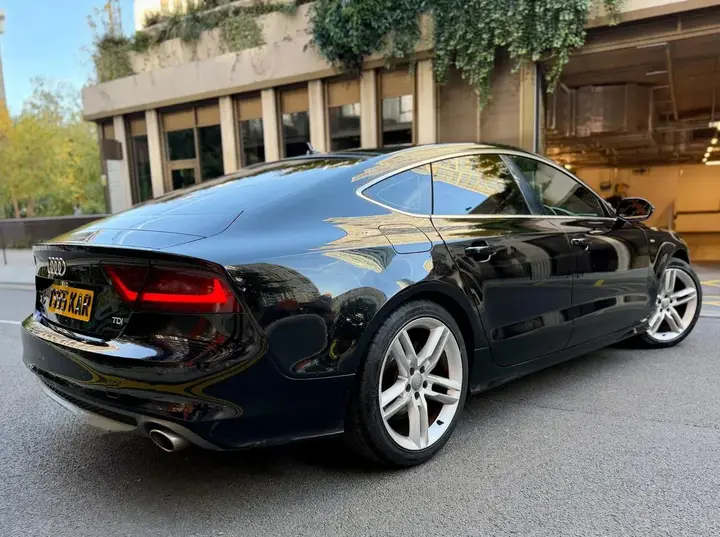 Audi A7 2011 photo 3