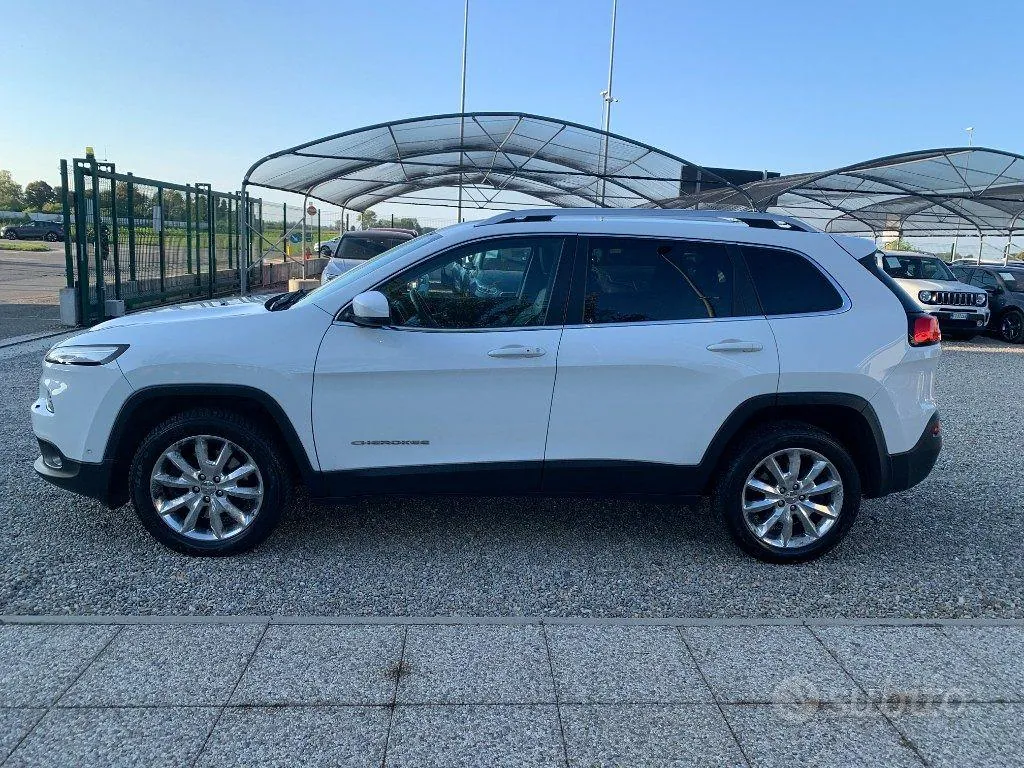 Jeep Cherokee 2017 photo 2