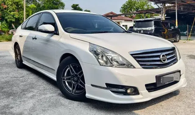 Nissan Teana