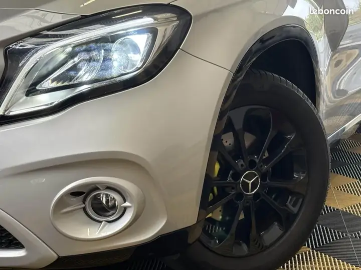 Mercedes-Benz Gla 2017 photo 3