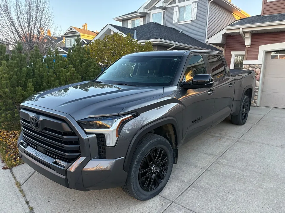 Toyota Tundra 2024 photo 2