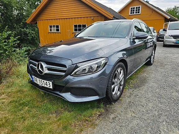 Mercedes-Benz C180 2015 photo 5