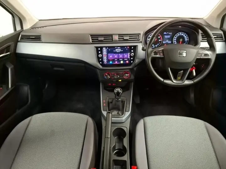 Seat Arona 2021 photo 3