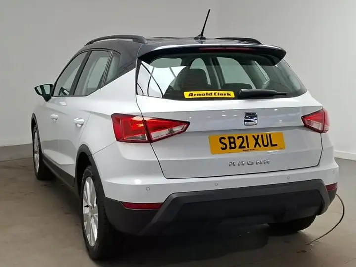 Seat Arona 2021 photo 2