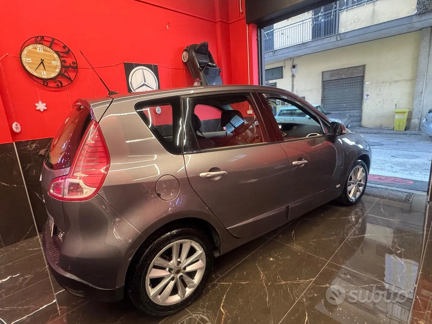 Renault Scenic 2010 photo 5