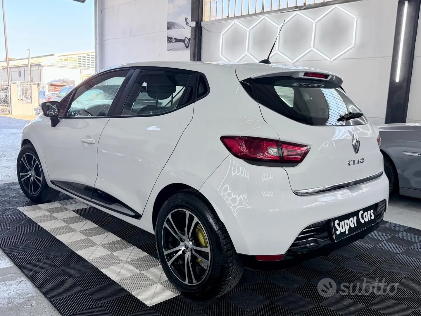 Renault Clio 2013 photo 4