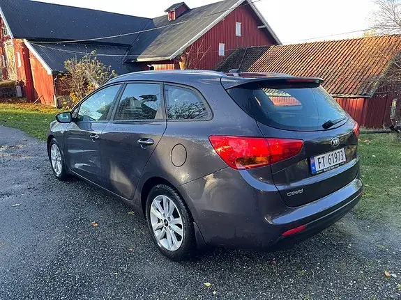 Kia Ceed 2018 photo 5
