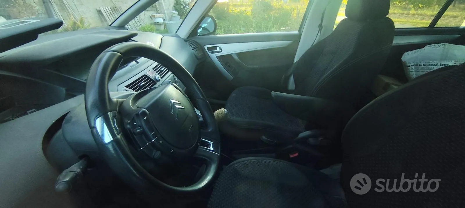 Citroen C4 Picasso 2009 photo 4