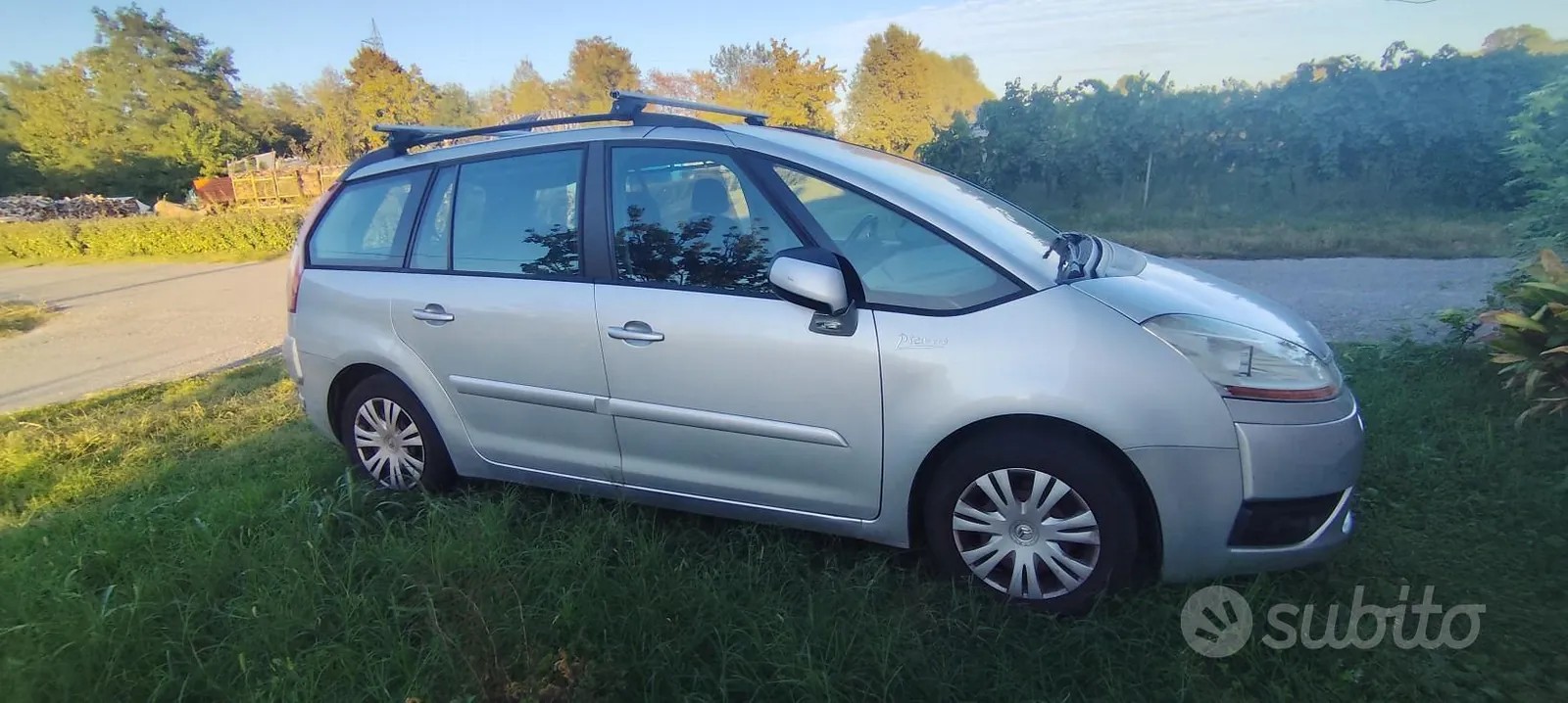Citroen C4 Picasso 2009 photo 2